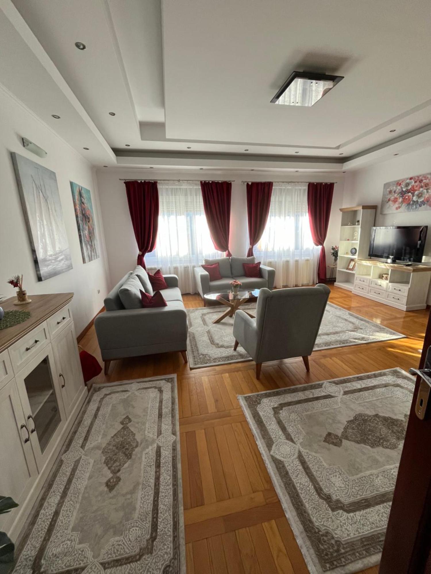 Airport Sky Apartments Lux II Beograd Ngoại thất bức ảnh